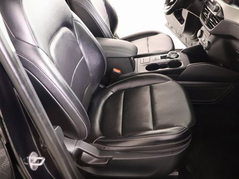 Used 2020 Ford Escape SE Sport image 14