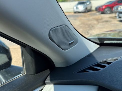 New 2026 Mitsubishi Outlander SEL FWD image 37