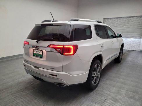 Used 2017 GMC Acadia Denali w/ Technology Package AWD/4WD image 9