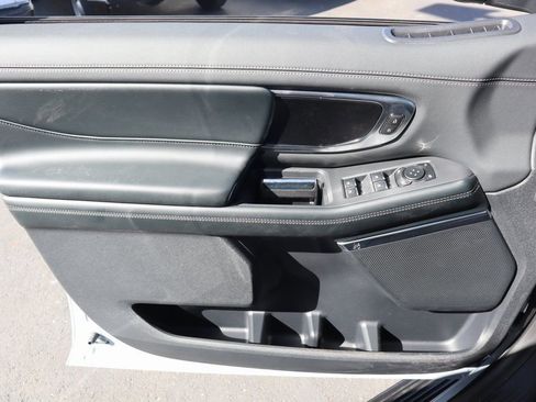 New 2026 Ford Expedition Platinum w/ Stealth Appearance Package image 18