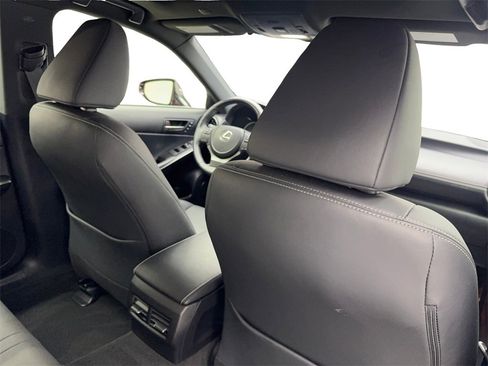 Used 2025 Lexus IS 300 w/ Premium Package image 41