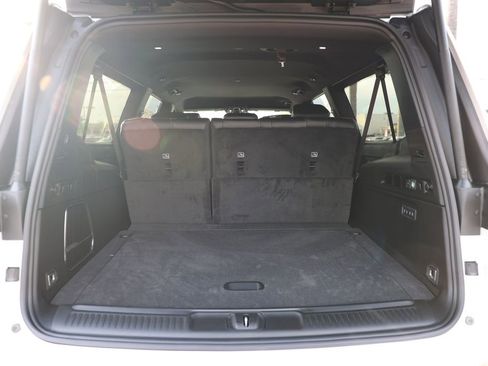 New 2026 Jeep Grand Wagoneer L 2WD image 36