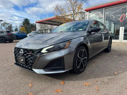 Used 2023 Nissan Altima 2.5 SR w/ SR Premium Package