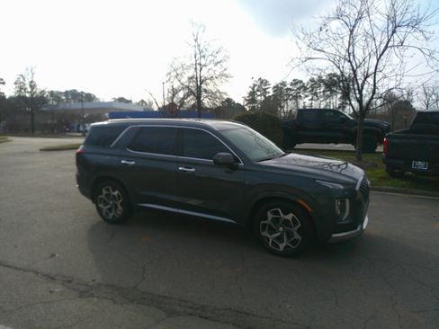Used 2022 Hyundai Palisade Calligraphy image 13