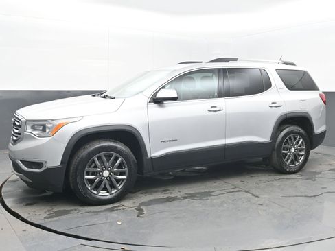Used 2019 GMC Acadia SLT image 4