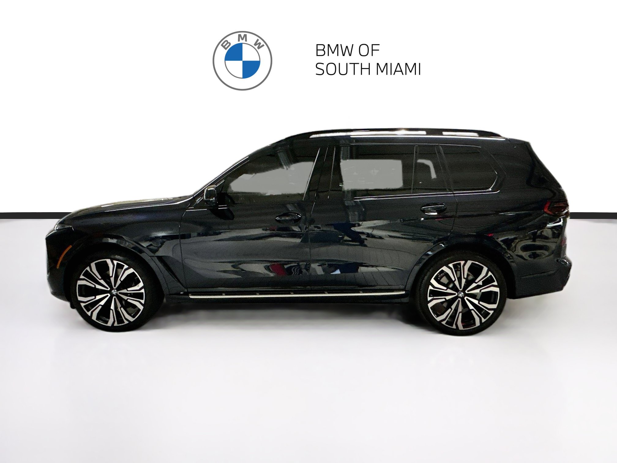 Certified 2025 BMW X7 xDrive40i w/ Executive Package AWD/4WD image 4