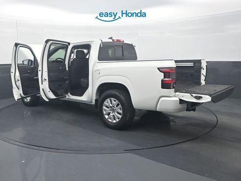 Used 2024 Nissan Frontier SV w/ SV Convenience Package image 39