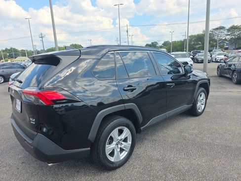 Certified 2020 Toyota RAV4 XLE w/ Convenience Package AWD/4WD image 5