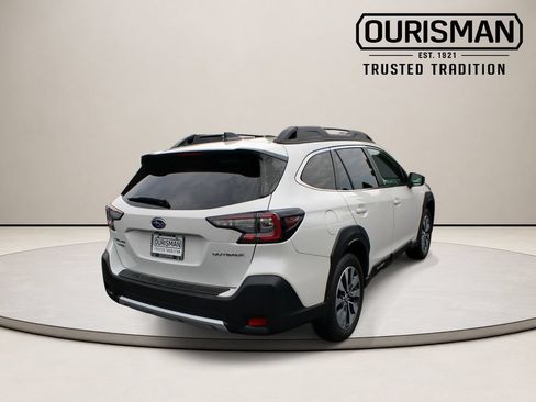 Used 2023 Subaru Outback Limited AWD/4WD image 9