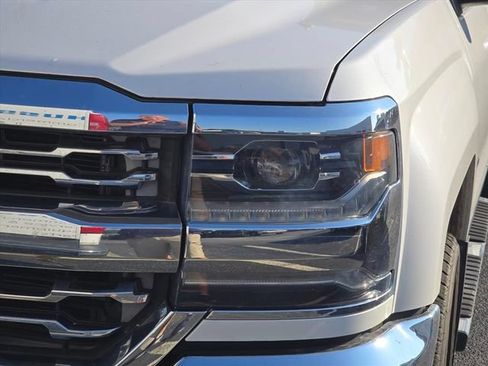 Used 2017 Chevrolet Silverado 1500 LTZ AWD/4WD image 31