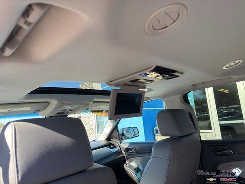 Used 2019 Chevrolet Tahoe LT image 15