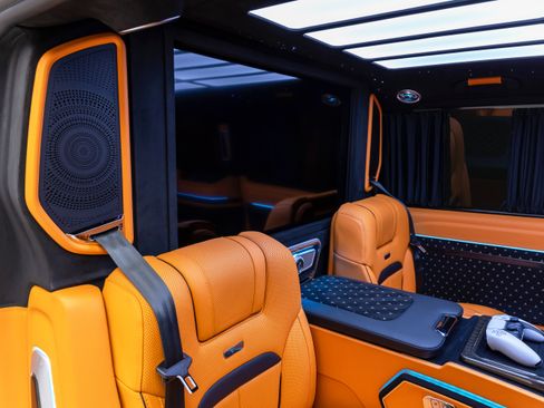 Used 2022 Mercedes-Benz Metris Passenger image 51