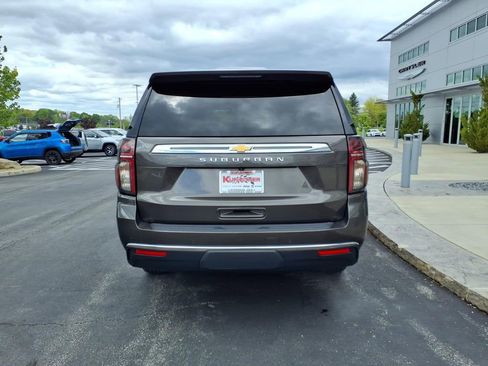 Used 2021 Chevrolet Suburban LS AWD/4WD image 7