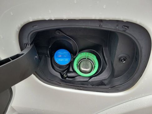 Used 2022 RAM 1500 Laramie image 35