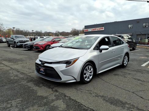 Certified 2023 Toyota Corolla LE image 3