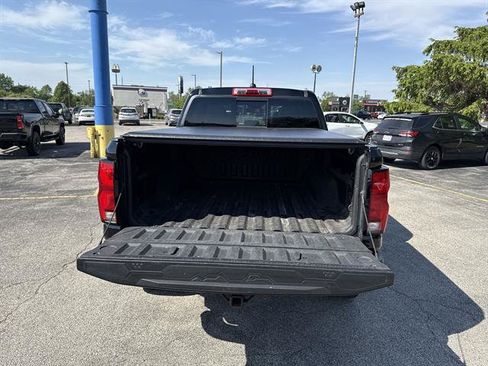 Used 2024 Chevrolet Colorado ZR2 w/ ZR2 Convenience Package III AWD/4WD image 22