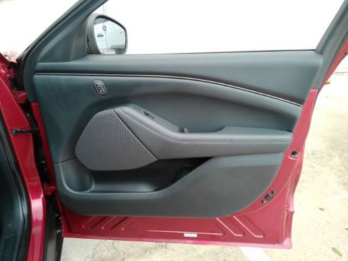 Used 2021 Ford Mustang Mach-E California Route 1 image 21