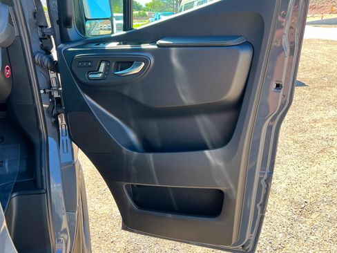 New 2026 Mercedes-Benz Sprinter 2500 image 21