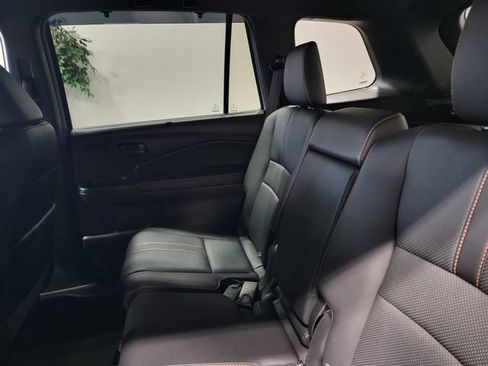 Used 2022 Honda Passport TrailSport image 13