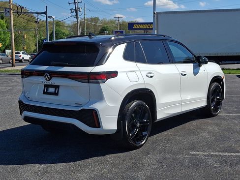 Used 2025 Volkswagen Tiguan SE R-Line AWD/4WD image 6