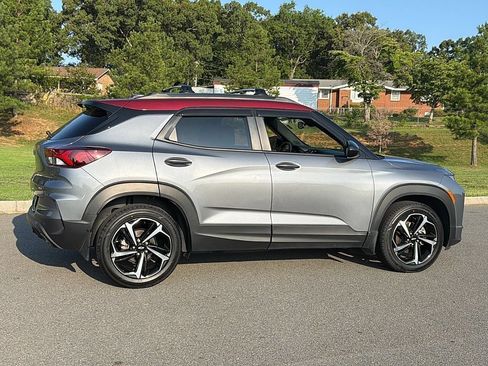 Used 2022 Chevrolet TrailBlazer RS w/ Sun and Liftgate Package AWD/4WD image 2