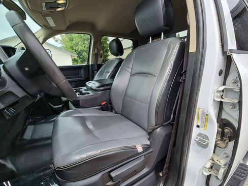 Used 2019 RAM 5500 Tradesman w/ Electrical Accessory Group AWD/4WD image 13