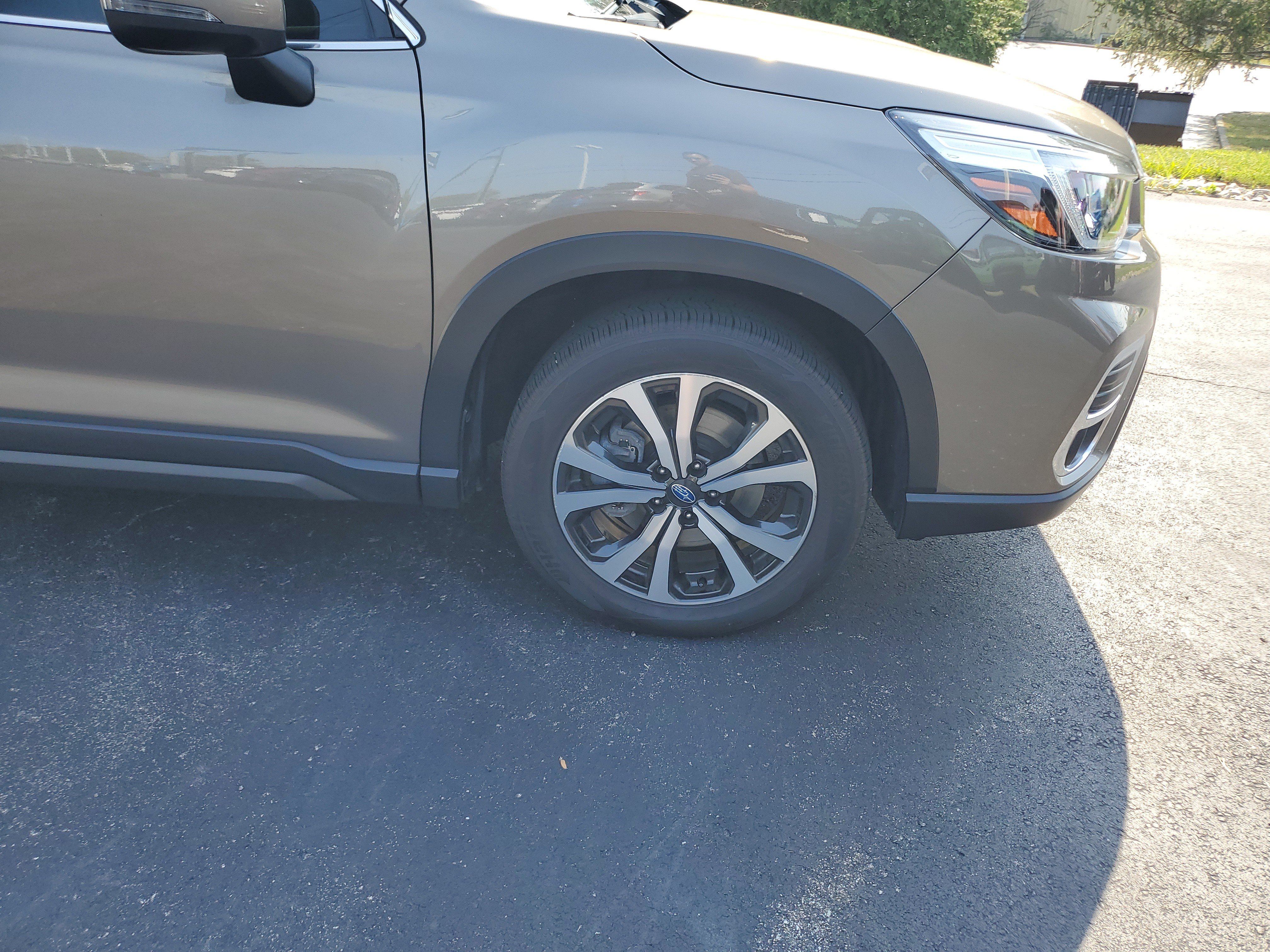 Used 2020 Subaru Forester Limited w/ Popular Package #3 AWD/4WD image 5