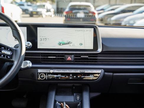 Certified 2025 Hyundai Ioniq 6 SEL image 13