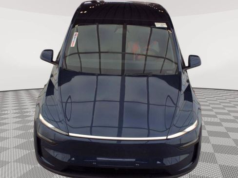 Used 2026 Tesla Model Y Long Range RWD image 18
