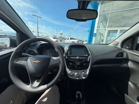 Used 2018 Chevrolet Spark LS image 10