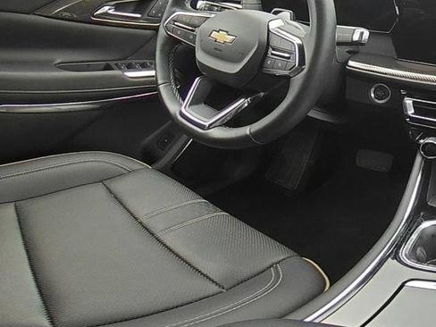Used 2026 Chevrolet Traverse High Country w/ LPO, Floor Liner Package AWD/4WD image 24