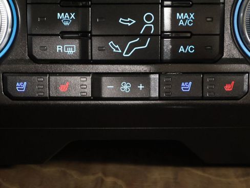 Used 2019 Ford F250 Limited w/ FX4 Off-Road Package AWD/4WD image 43