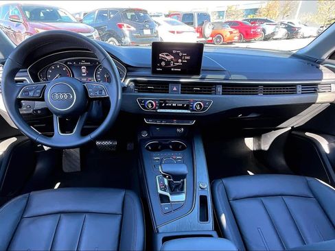 Used 2019 Audi A4 2.0T Premium image 12