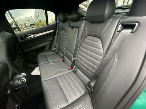 New 2025 Alfa Romeo Stelvio Sprint image 13