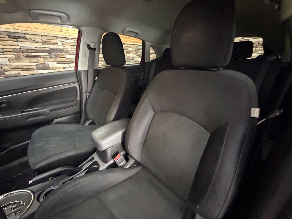Used 2014 Mitsubishi Outlander Sport ES FWD image 34