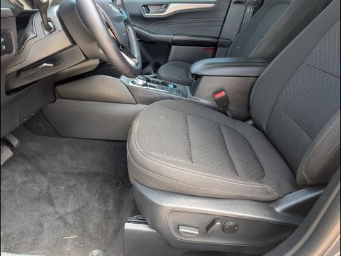 Used 2024 Ford Escape Active w/ Cold Weather Package FWD image 12