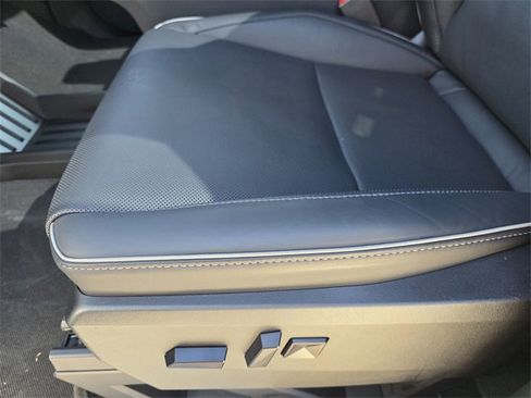 Used 2024 Tesla Cybertruck AWD Crew Cab image 17