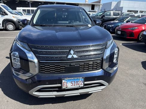 Used 2023 Mitsubishi Outlander SE AWD/4WD image 5