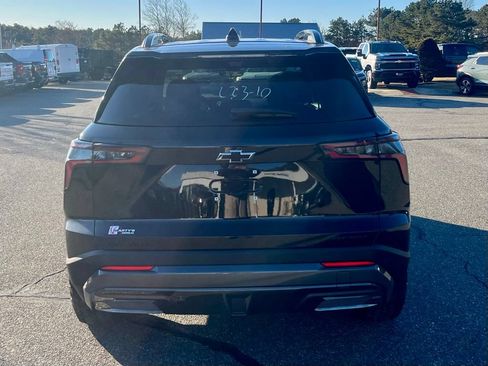 New 2026 Chevrolet Equinox ACTIV w/ Convenience Package III FWD image 4