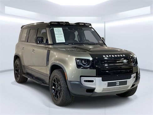 Used 2020 Land Rover Defender 110 First Edition image 9