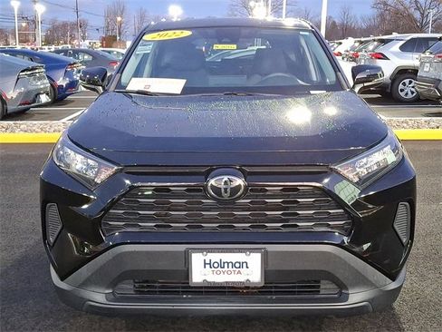 Certified 2022 Toyota RAV4 LE image 3
