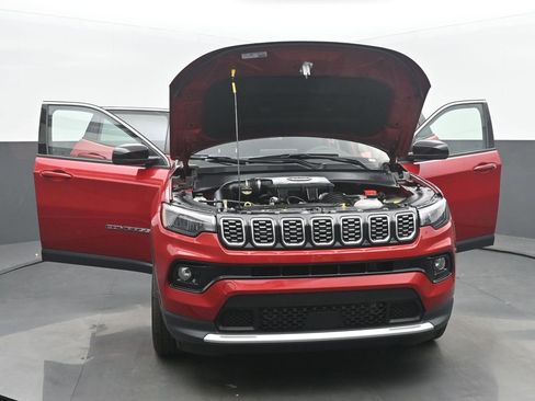 Used 2025 Jeep Compass Limited AWD/4WD image 52