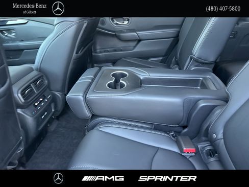 Used 2023 Honda Pilot Touring image 22