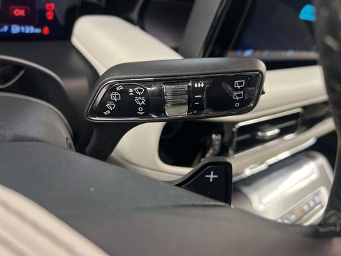 New 2026 Lincoln Aviator AWD image 20