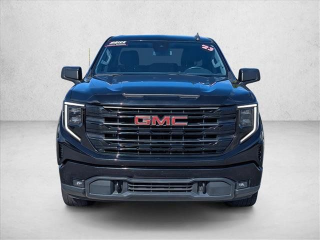 Used 2023 GMC Sierra 1500 Elevation RWD image 2