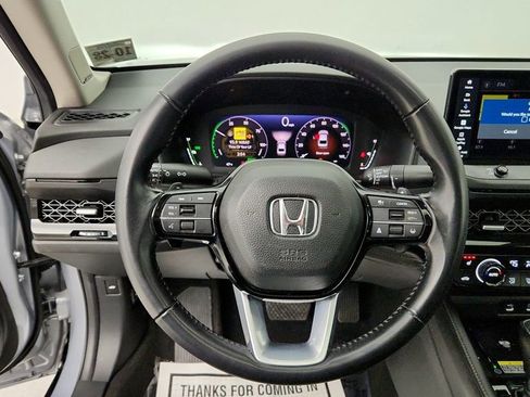 Used 2023 Honda Accord Touring image 14