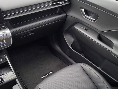 New 2026 Hyundai Kona SEL Premium image 8