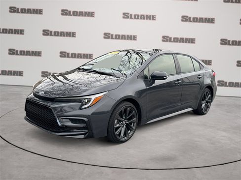 Used 2024 Toyota Corolla SE image 1