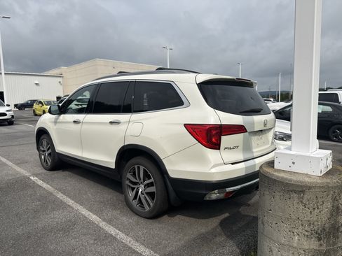 Used 2016 Honda Pilot Touring image 5