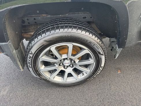 Used 2021 GMC Canyon Denali image 10